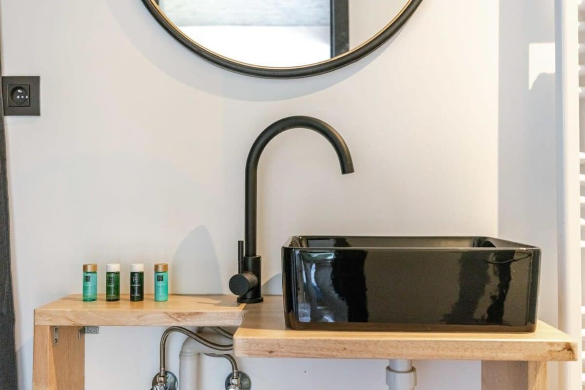 Huswell - Industrial Apartment With Terrace In แอนต์เวิร์ป ภายนอก รูปภาพ