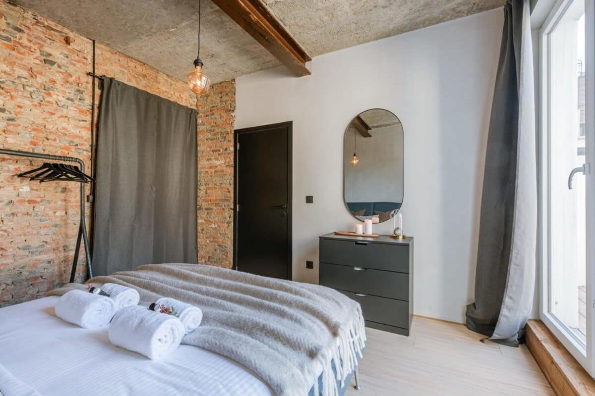Huswell - Industrial Apartment With Terrace In แอนต์เวิร์ป ภายนอก รูปภาพ
